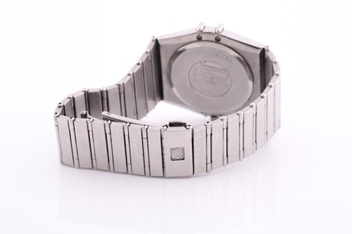 Lot 510 - An Omega Constellation chronometer quartz...