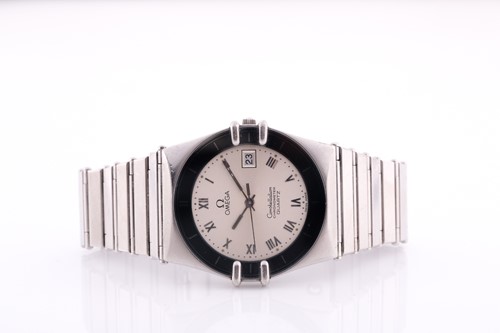Lot 510 - An Omega Constellation chronometer quartz...