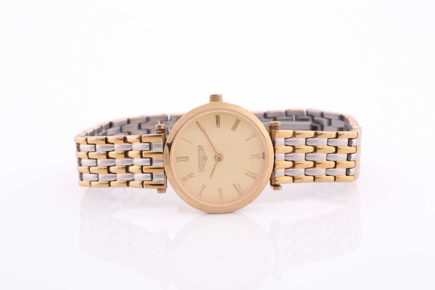 Lot 526 - Longines. A ladies gilt metal 'La Grande...