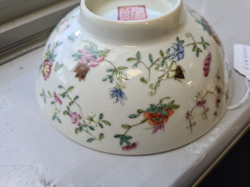 Lot 248 - A Chinese famille rose bowl, possibly Republic...