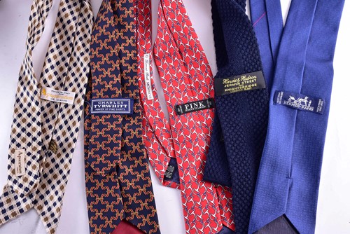 Lot 225 - A collection of vintage designer ties, to...