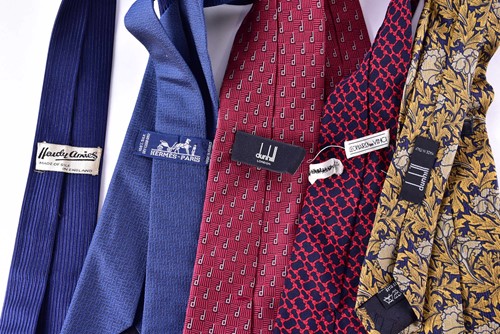 Lot 225 - A collection of vintage designer ties, to...