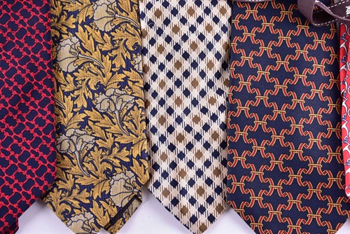 Lot 225 - A collection of vintage designer ties, to...