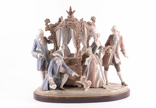 Lot 554 - A large Lladro figure group ' Sedan Chair/Her...