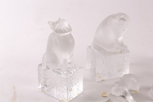 Lot 403 - A collection of eight Lalique frosted cat...