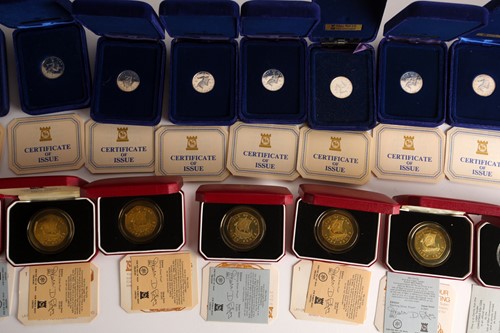 Lot 323 - Isle of Man sterling silver proof coins,...