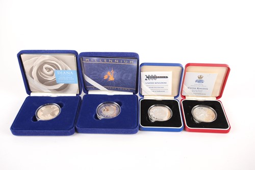 Lot 329 - Silver proof and uncirculated £5, comprising 2...