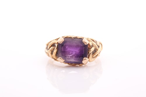 Lot 145 - A mid 20th century gold and amethyst single...