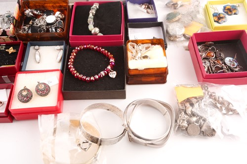 Lot 189 - A quantity of watches, white metal, gem set...