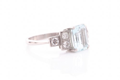 Lot 26 - A platinum, diamond, and aquamarine ring, set...