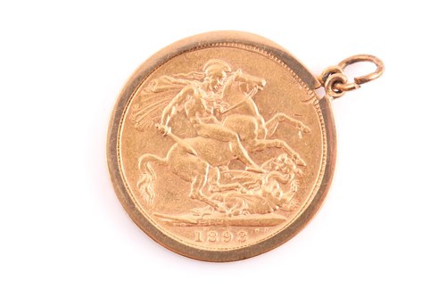 Lot 245 - A Victorian 1893 old head gold sovereign. In a...