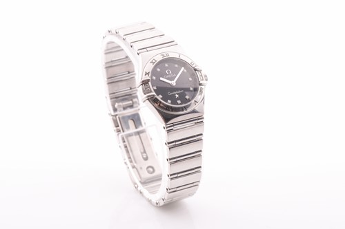 Lot 407 - An Omega Constellation ladies stainless steel...