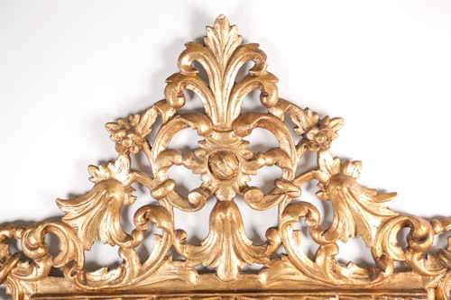 Lot 147 - A large Continental (possibly Venetian) gilt...