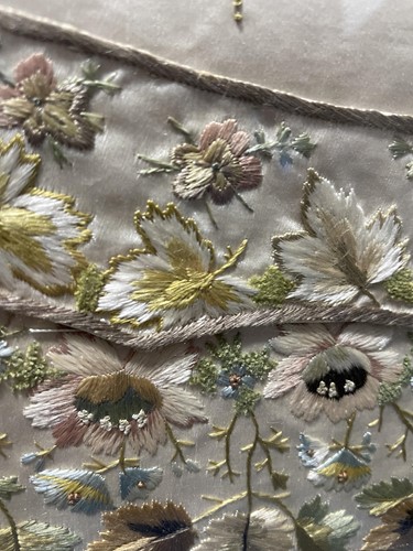 Lot 387 - An 18th century uncut silk waistcoat,...