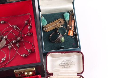 Lot 159 - A group of costume jewellery items, to include...