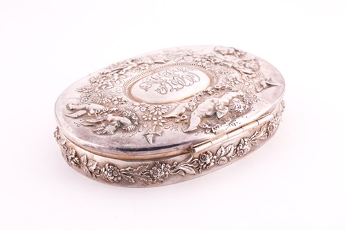 Lot 394 - Tiffany. A silver box fitted with a paint...