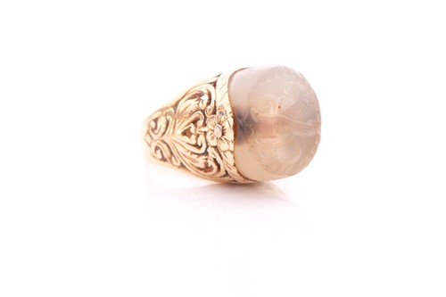 Lot 346 - An agate seal ring; the large oval agate...