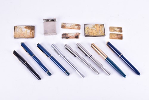 Lot 232 - A small collection of fountain and other pens...