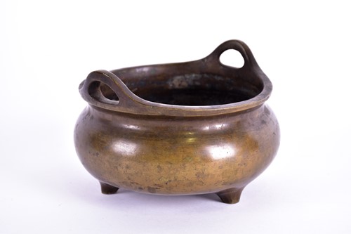 Lot 105 - A Chinese bronze censer, Qing, 19th century,...