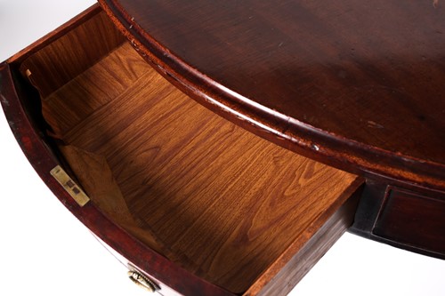 Lot 163 - A William IV fiddle-back figured mahogany...