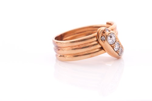 Lot 200 - An 18ct yellow gold and diamond snake ring,...