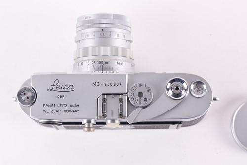 Lot 348 - A Leica DBP Ernest Leitz GMBH Wetzlar M3...