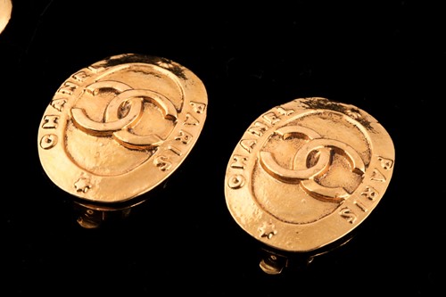 Lot 136 - A pair of Chanel gold coloured heart shaped...