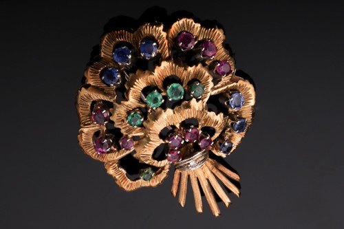 Lot 469 - An Italian yellow old floral bouquet brooch...