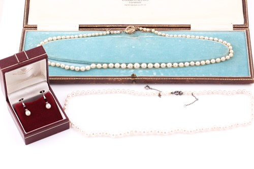 Lot 145 - A cultured pearl necklace, set with graduated...