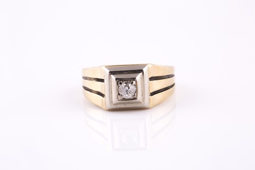 Lot 348 - Single stone diamond ring, old-cut diamond...