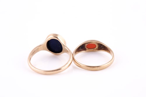 Lot 267 - Two 9ct yellow gold signet rings, one set with...