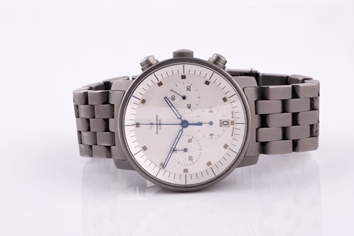 Lot 575 - A Vendura Design V-Matic titanium chronograph...