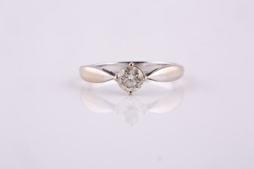 Lot 41 - An 18ct white gold and solitaire diamond ring,...
