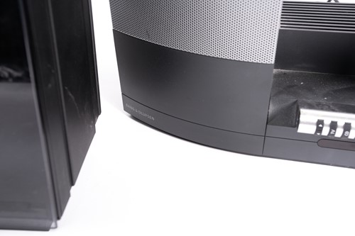 Lot 326 - BeoSound 3200 system and speakers, with Beolab...