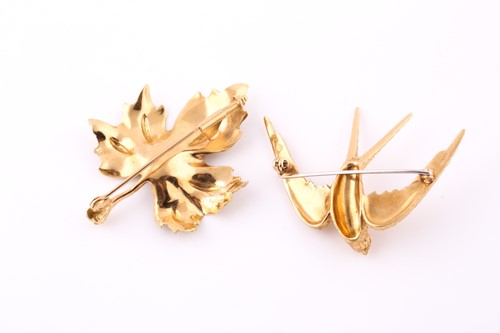 Lot 463 - A gold brooch by Garrard & Co. and a gold...