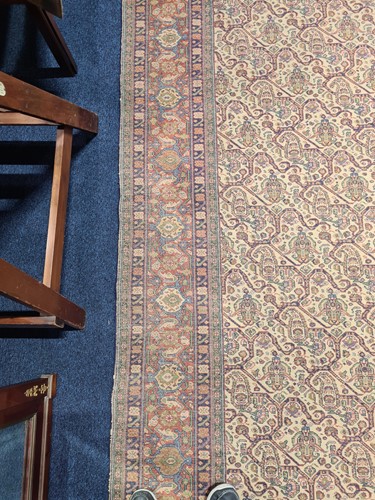 Lot 206 - An early 20th century probably Bidjar carpet...