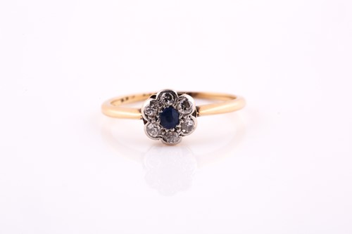 Lot 652 - An early 20th century sapphire and diamond...