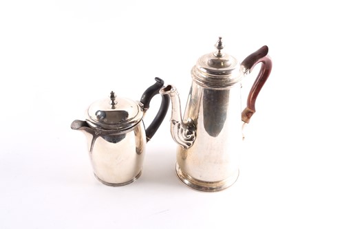 Lot 799 - A 20th-century silver hot water pot in the...