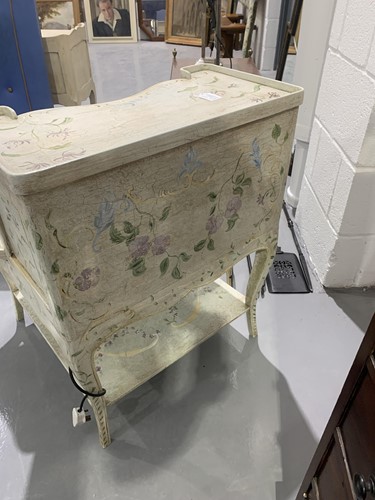 Lot 97 - A pair of Louis XV style painted and...