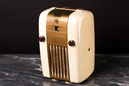 Lot 248 - A Westinghouse 'Little Jewel' vintage radio,...