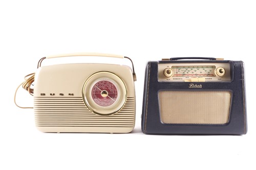 Lot 226 - A Bush MB60 vintage valve radio, circa 1957 -...