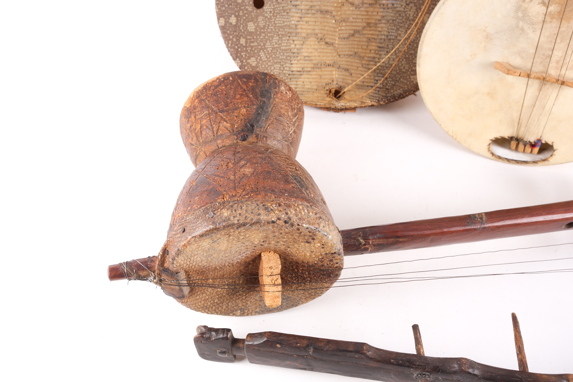 Lot 190 - Two Ugandan bowl lyres, Endongo, the bowls