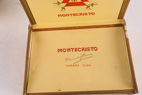 Lot 280 - A collection of assorted Cuban cigars, all...