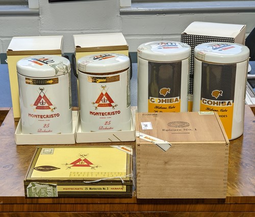 Lot 280 - A collection of assorted Cuban cigars, all...