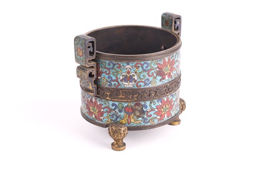 Lot 114 - A Chinese cloisonne enamel censer, Qing, 19th...