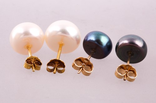 Lot 217 - Two pairs of freshwater pearl earrings, one...