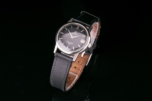Lot 415 - A Omega Seamaster 600 ladies wrist watch with...