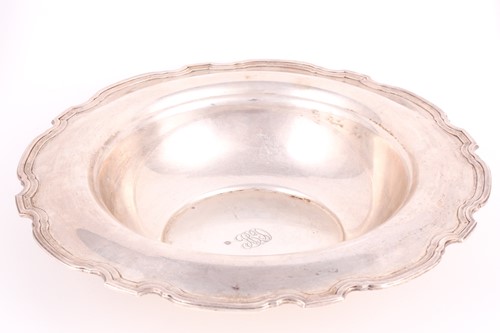 Lot 335 - A large Tiffany sterling silver circular basin,...