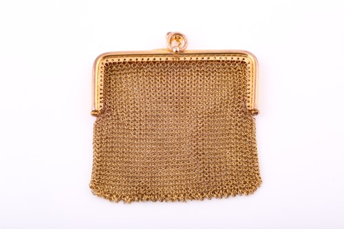 Lot 2 - A French 9ct yellow gold mesh purse, the...