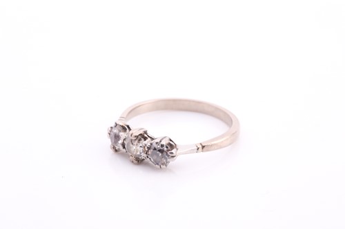 Lot 23 - A diamond three stone ring, the three old-cut...